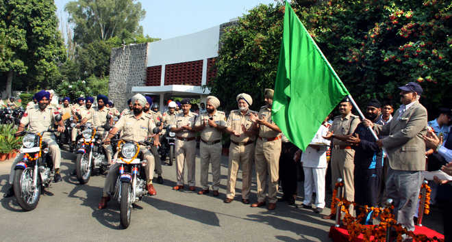 chandigarh-police-bike
